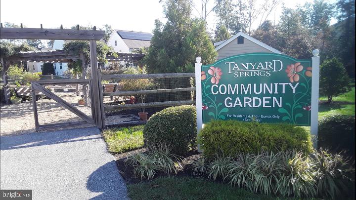 TANYARD SPRINGS - Residential