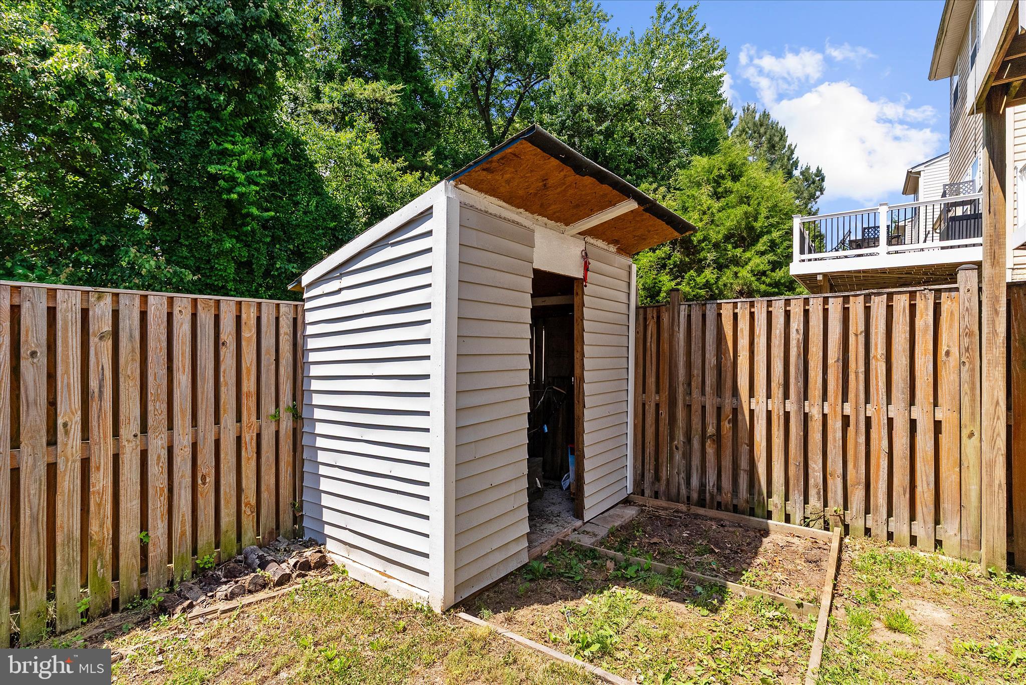 TANYARD SPRINGS - Residential