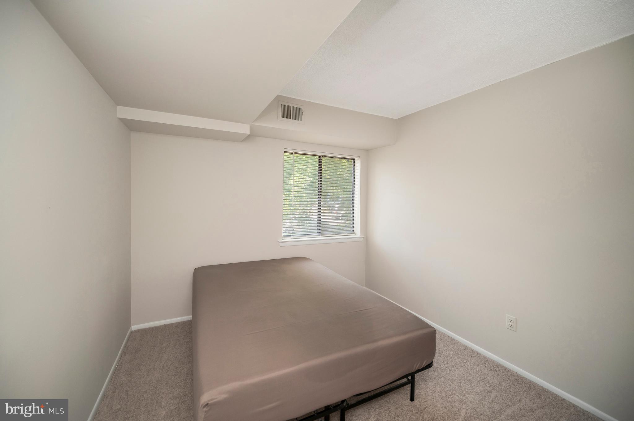 SEQUOYAH - Residential