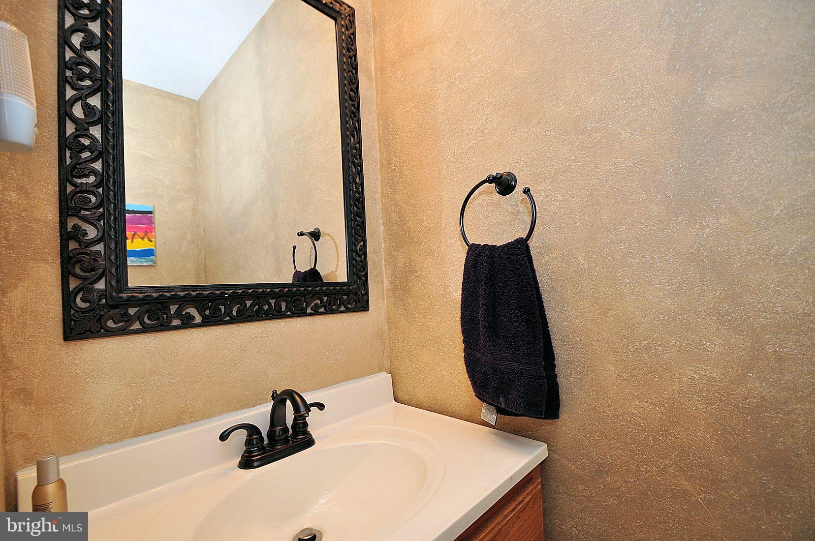 FARMINGTON VILLAGE - Residential Lease