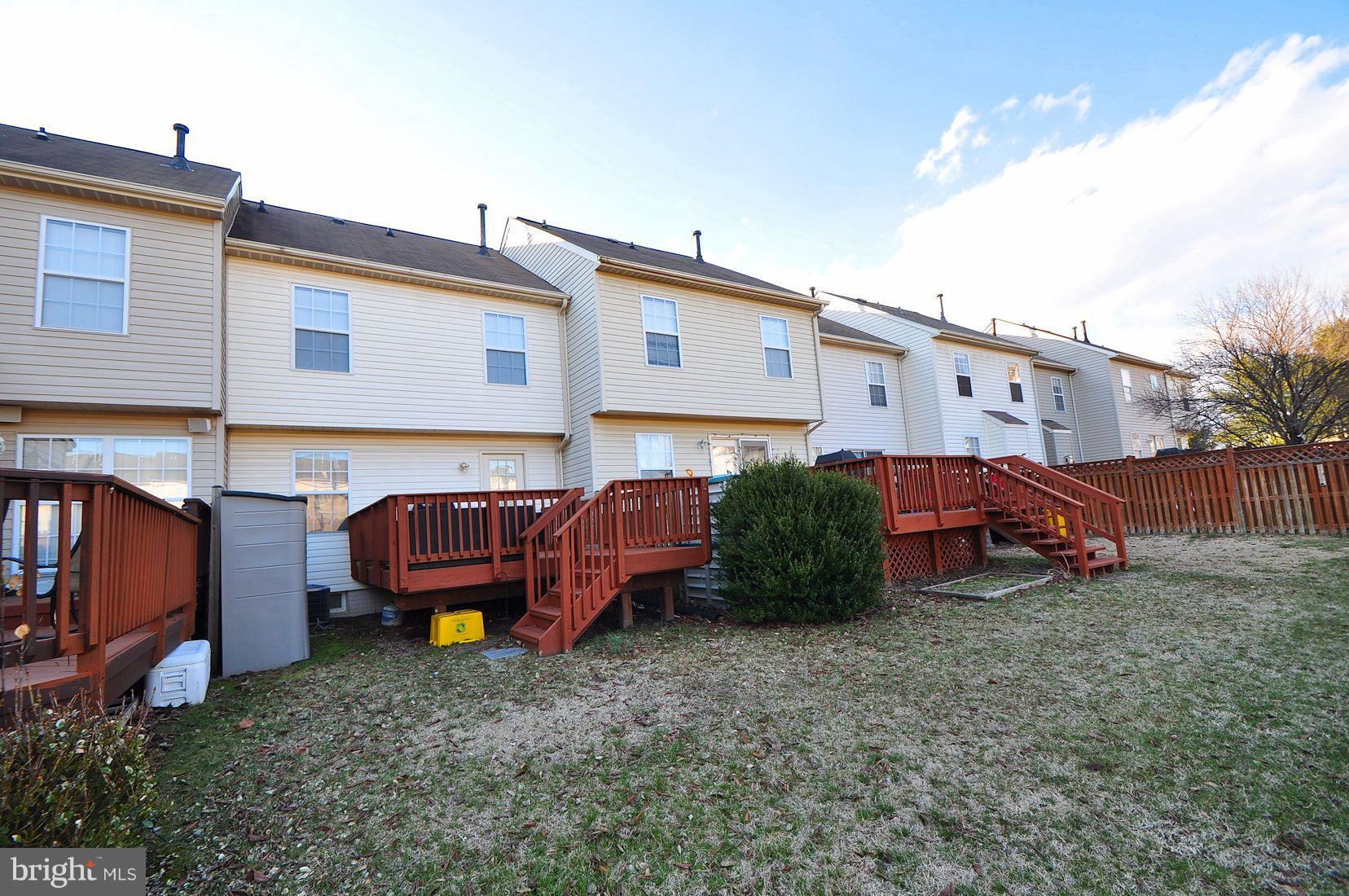 FARMINGTON VILLAGE - Residential Lease