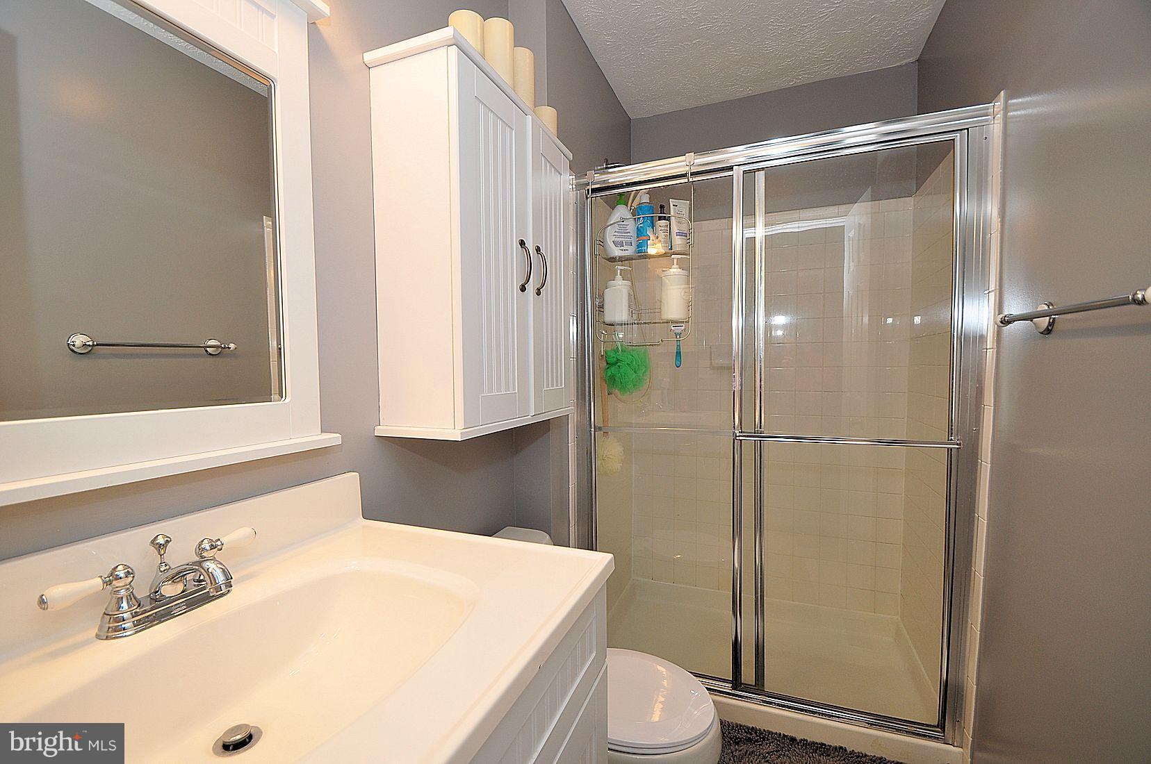 FARMINGTON VILLAGE - Residential Lease