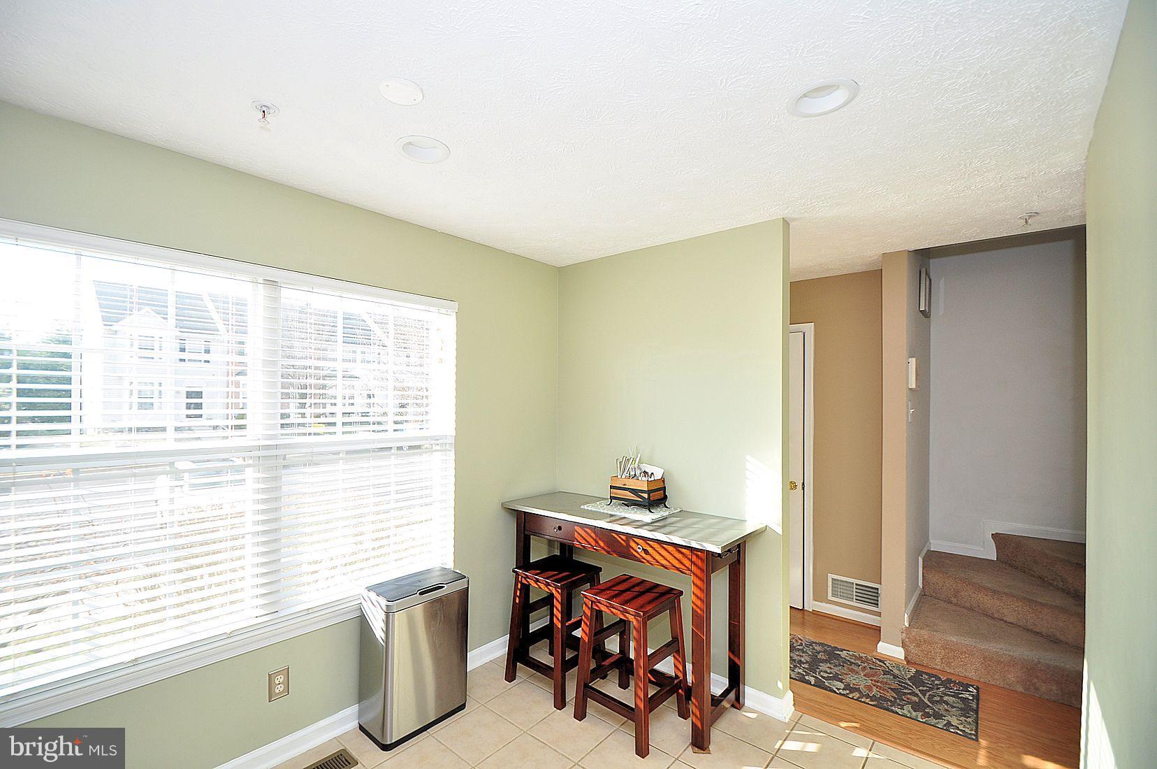 FARMINGTON VILLAGE - Residential Lease