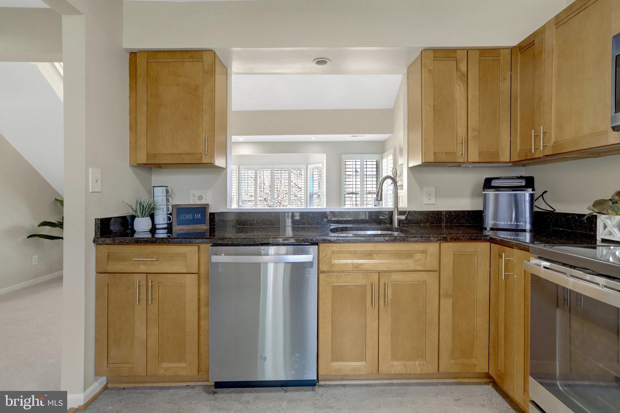 CARR AT PINECREST - Residential