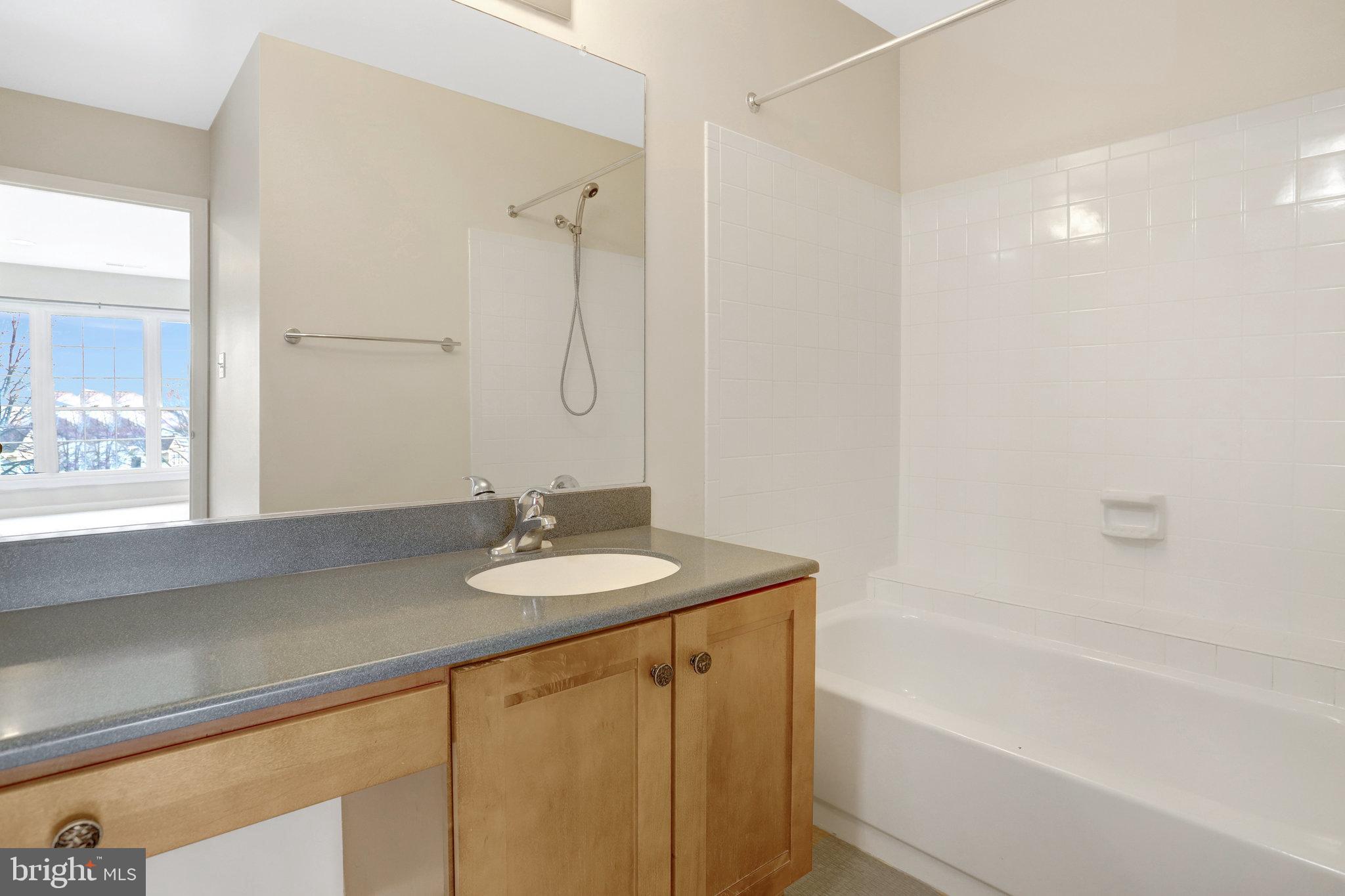 CARR AT PINECREST - Residential