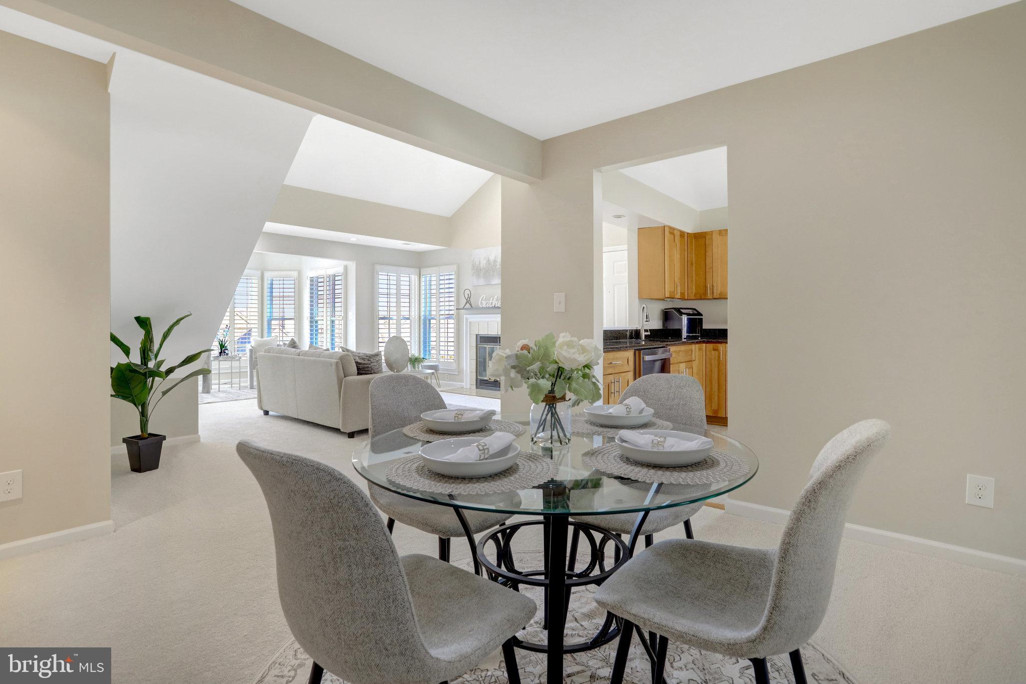 CARR AT PINECREST - Residential