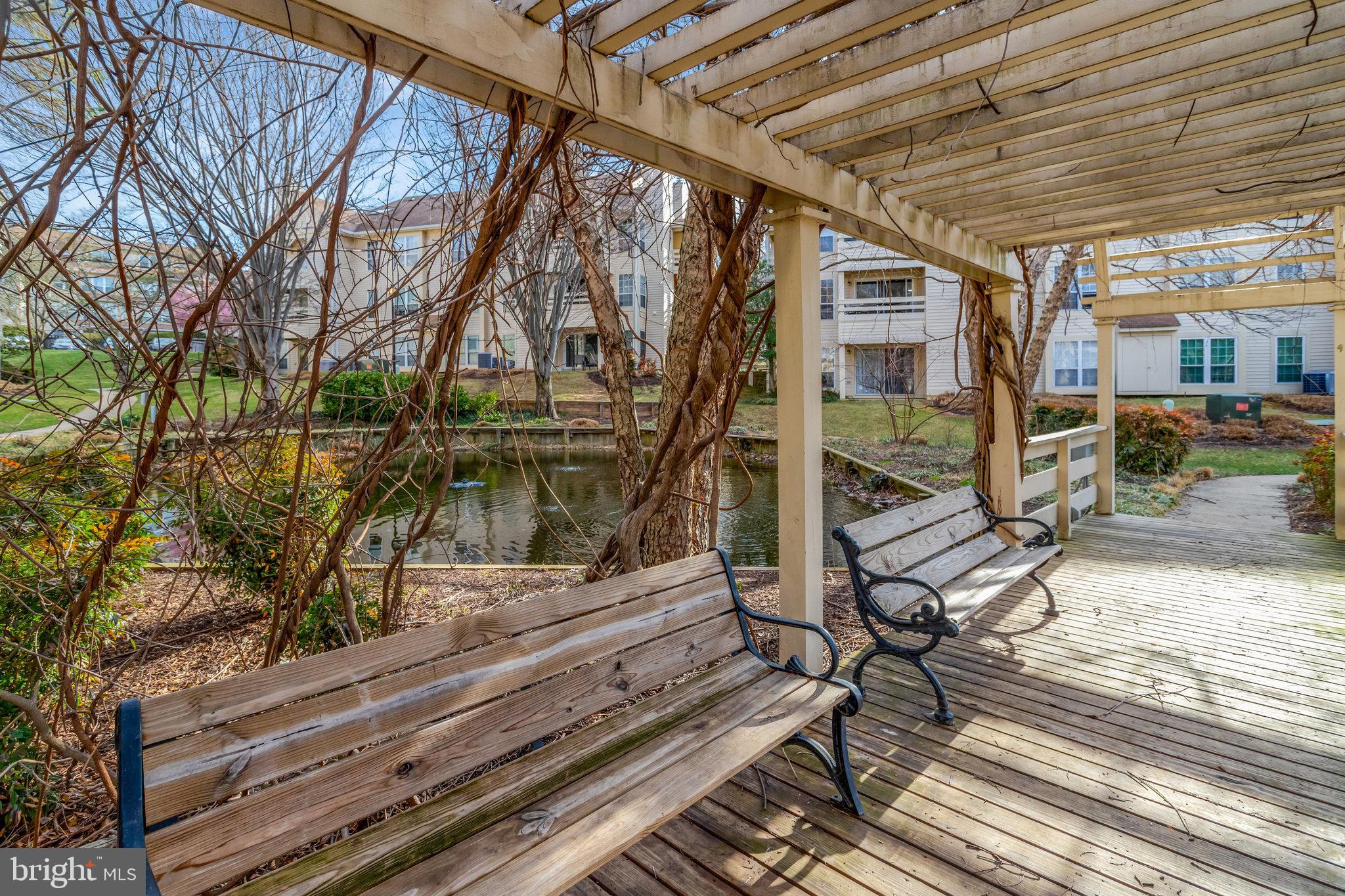 CARR AT PINECREST - Residential