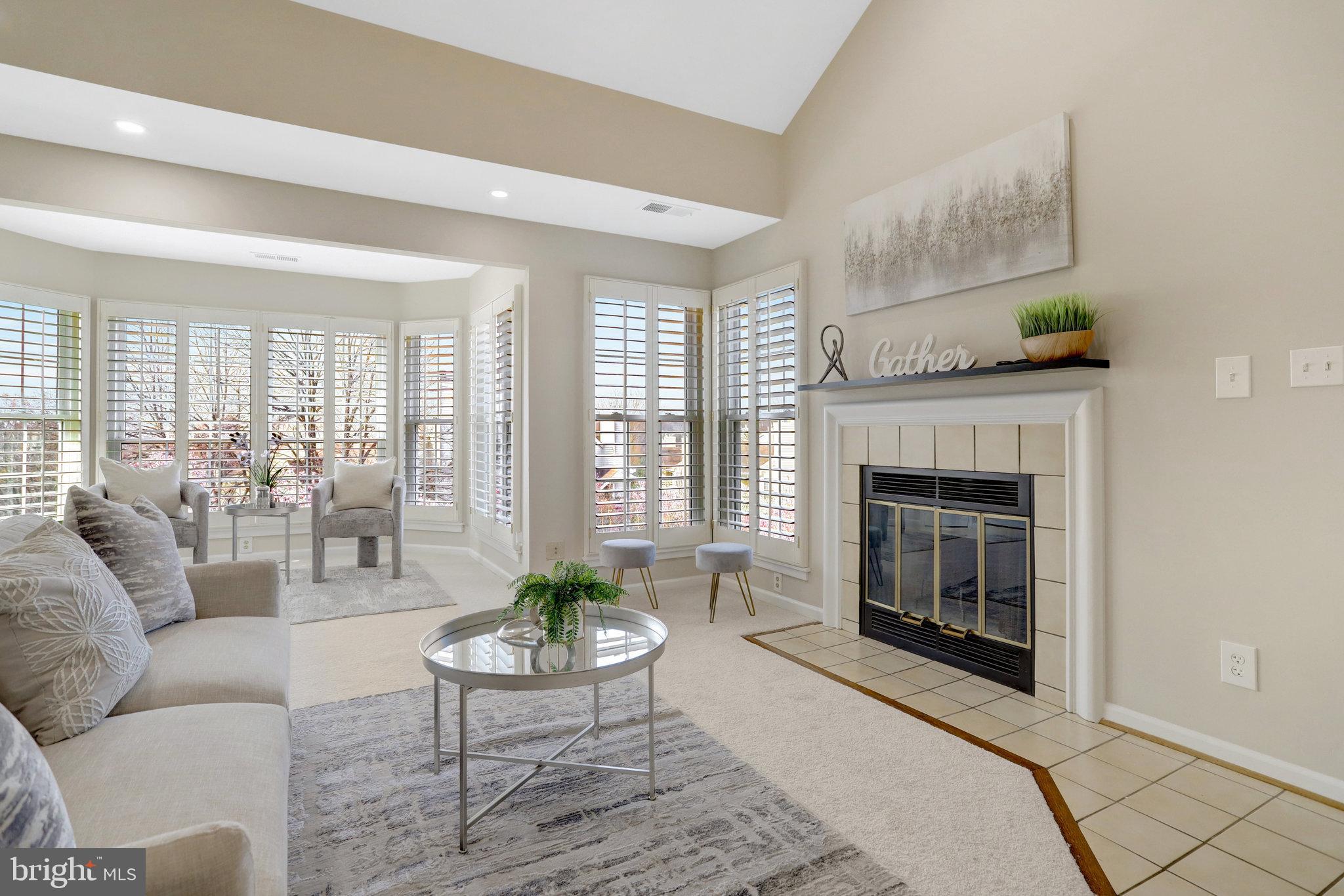 CARR AT PINECREST - Residential