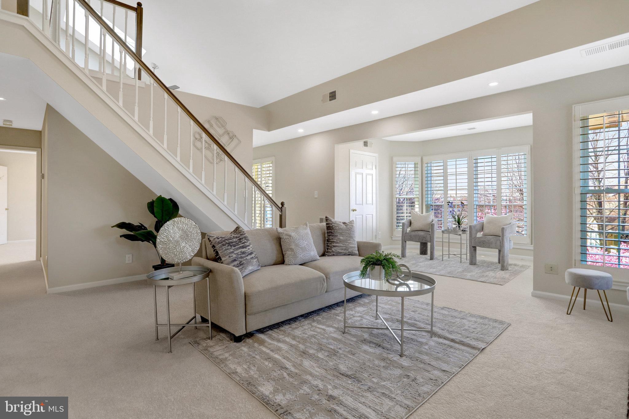 CARR AT PINECREST - Residential