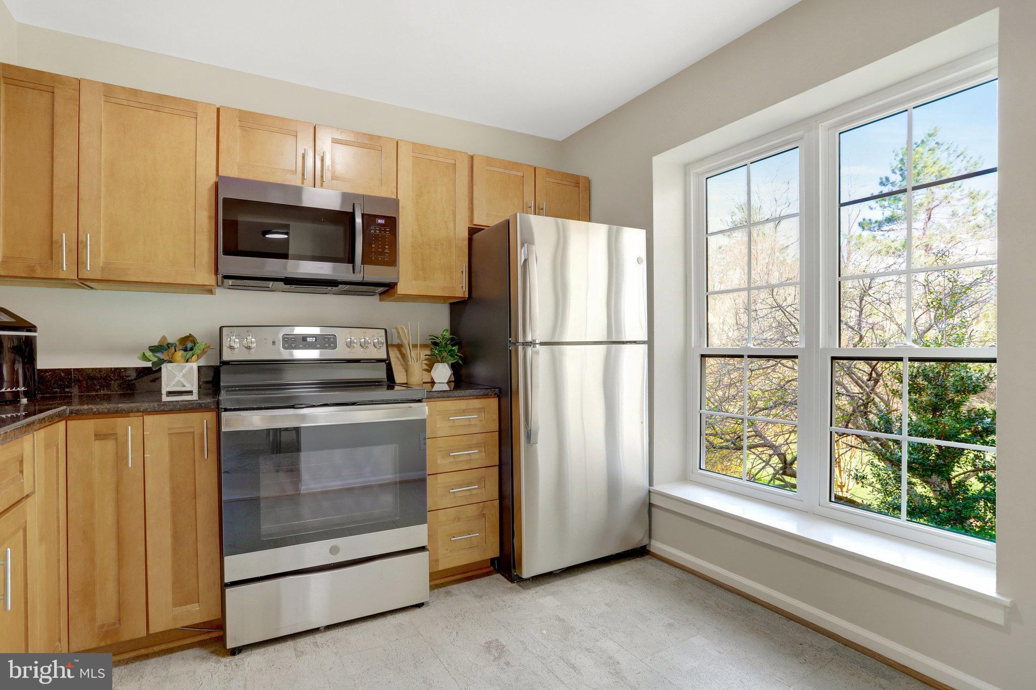 CARR AT PINECREST - Residential