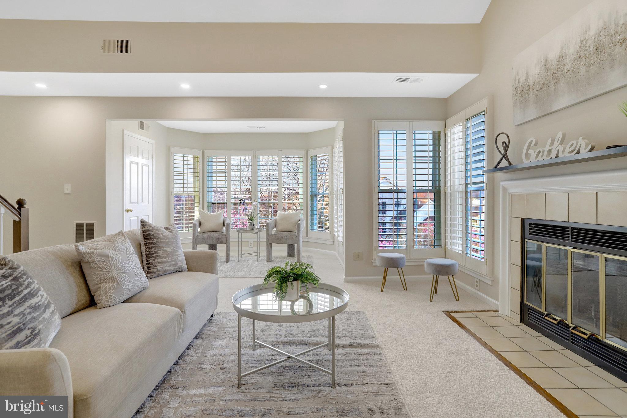 CARR AT PINECREST - Residential