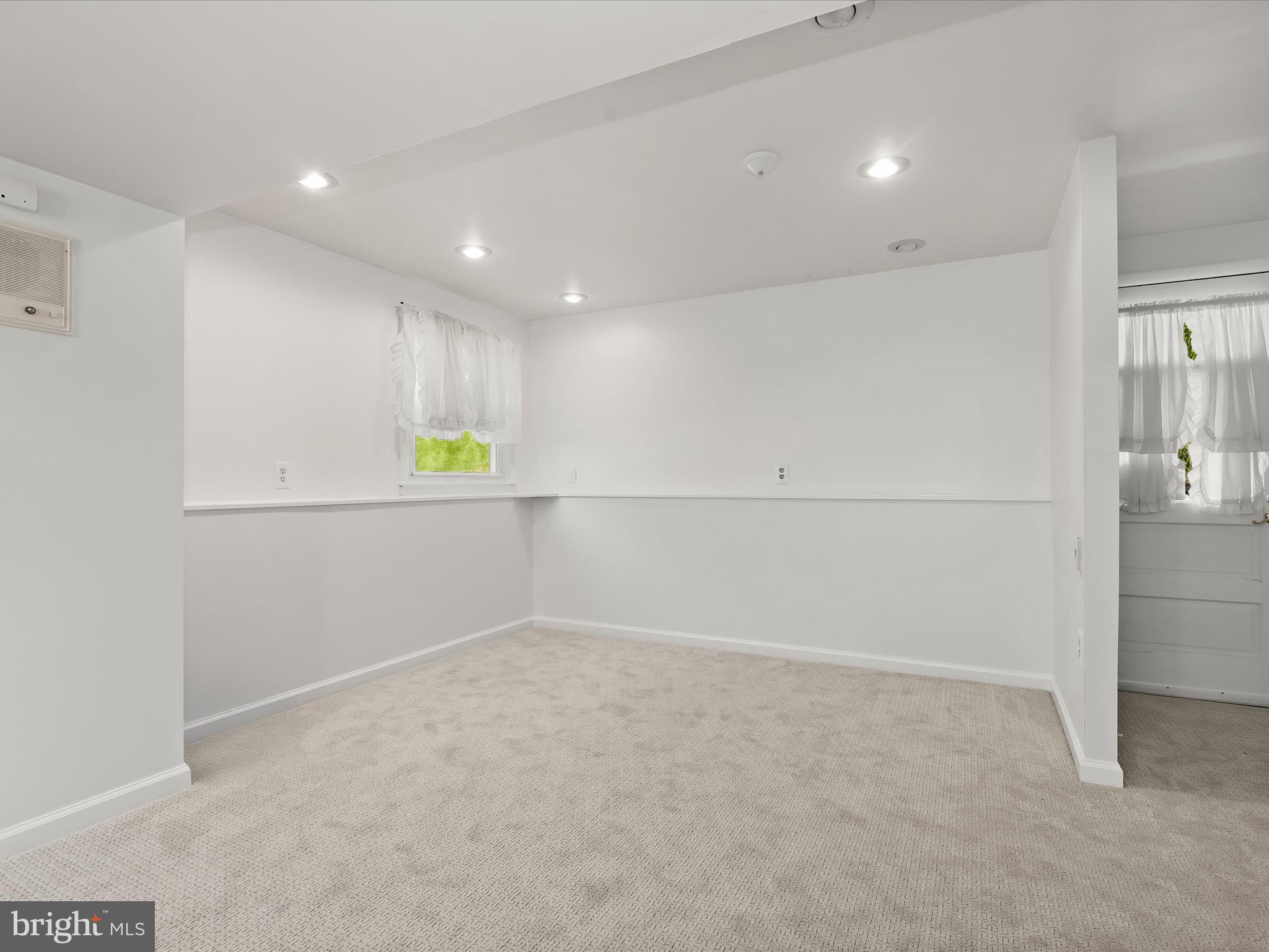 HIGHPOINT - Residential