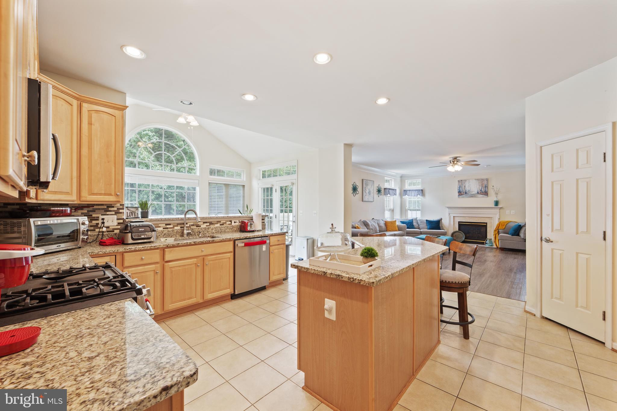 3028 LUNDT COURT