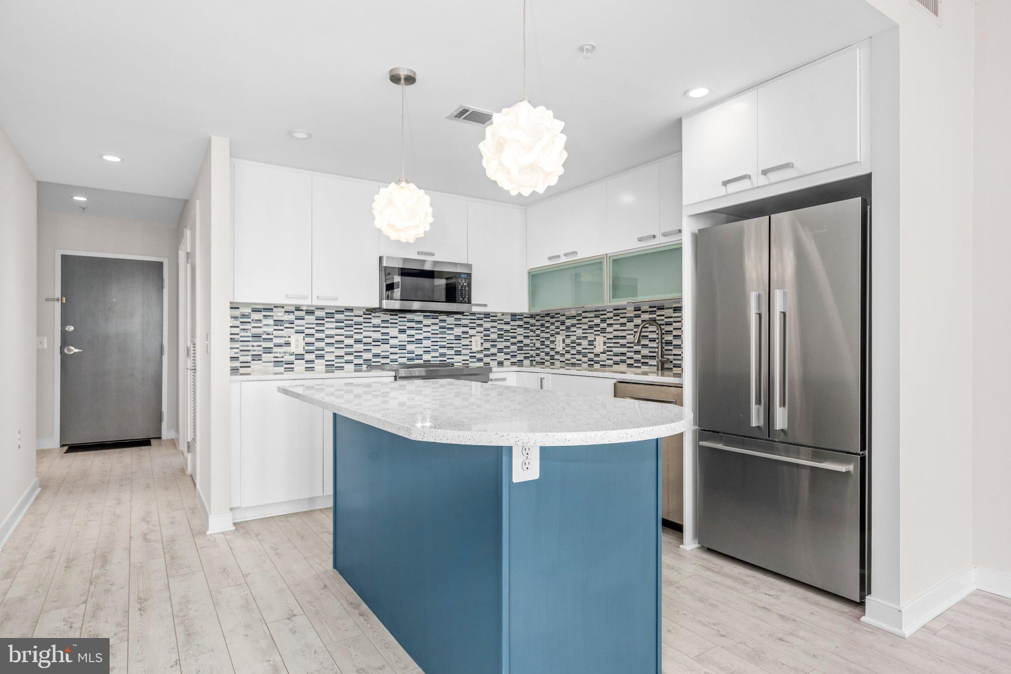 1010 MASSACHUSETTS AVENUE NW 607