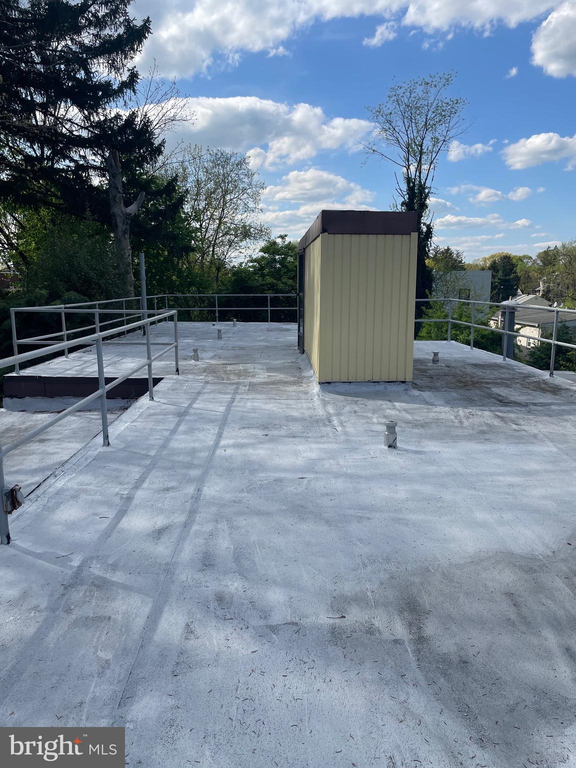 ROCKLEDGE - Residential