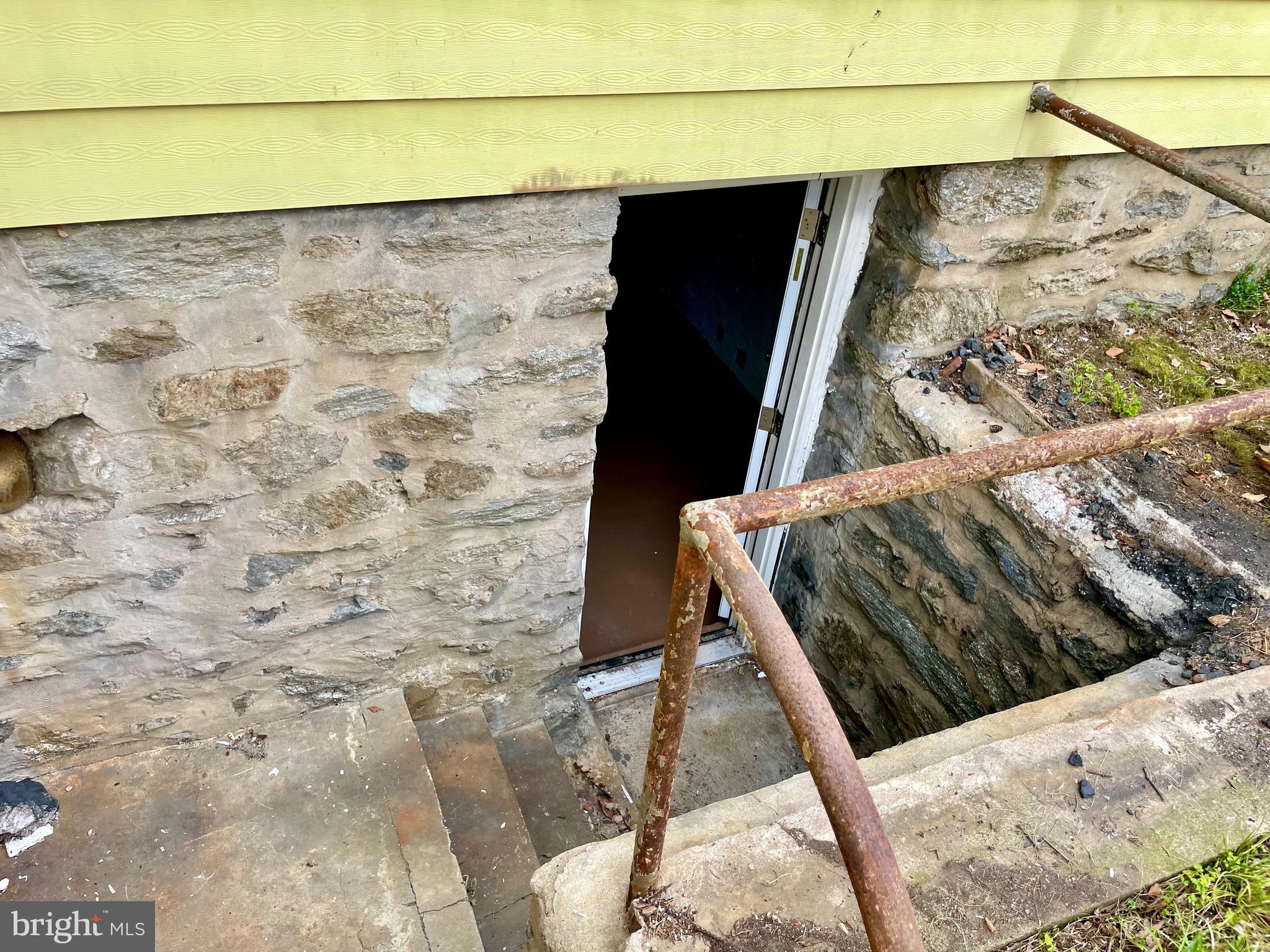 ROCKLEDGE - Residential