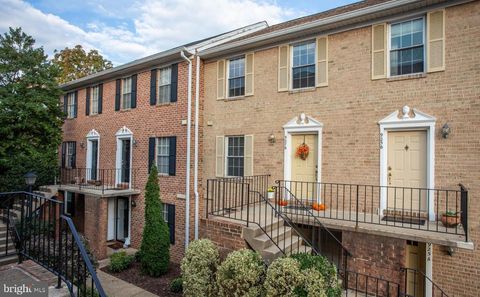 927 S ROLFE STREET 2 ARLINGTON VA 22204