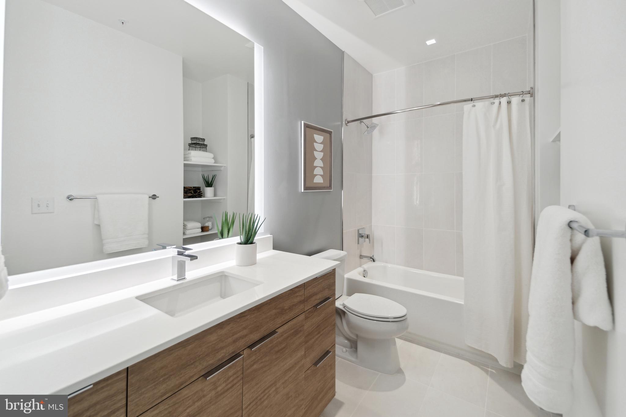 CHEVY CHASE - Residential Lease