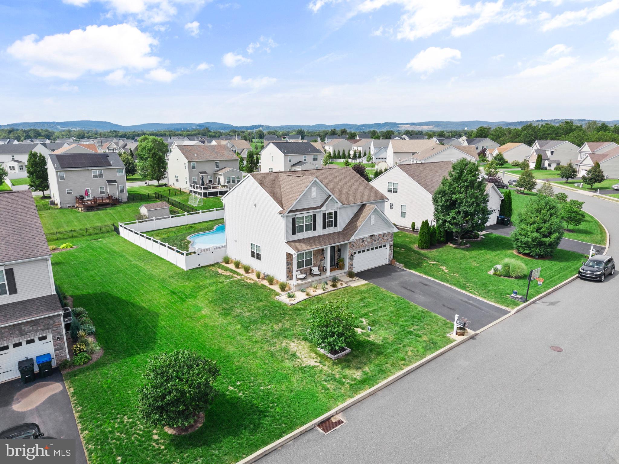 195 WESTBURY DRIVE