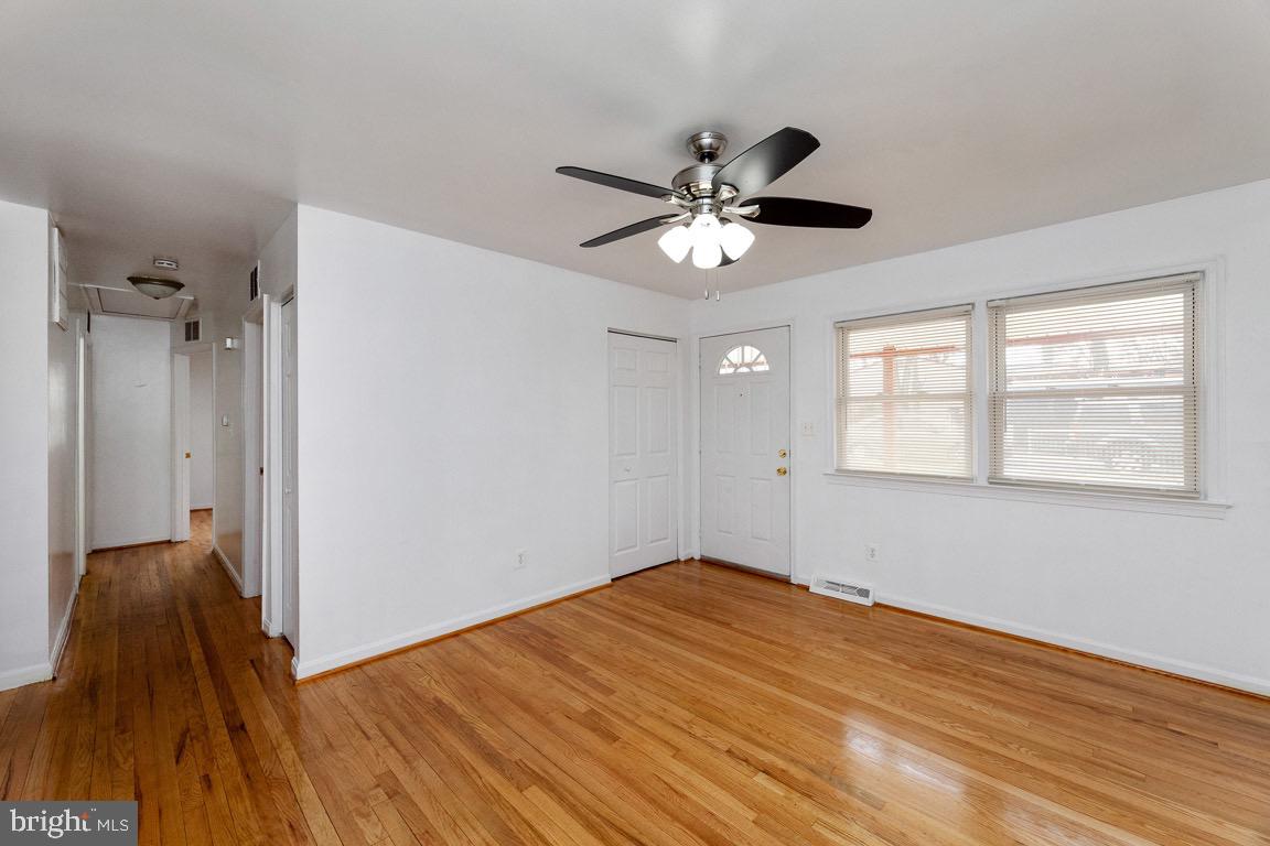 PHELPS 2ND ADDN TO FORESTVILLE - Residential Lease