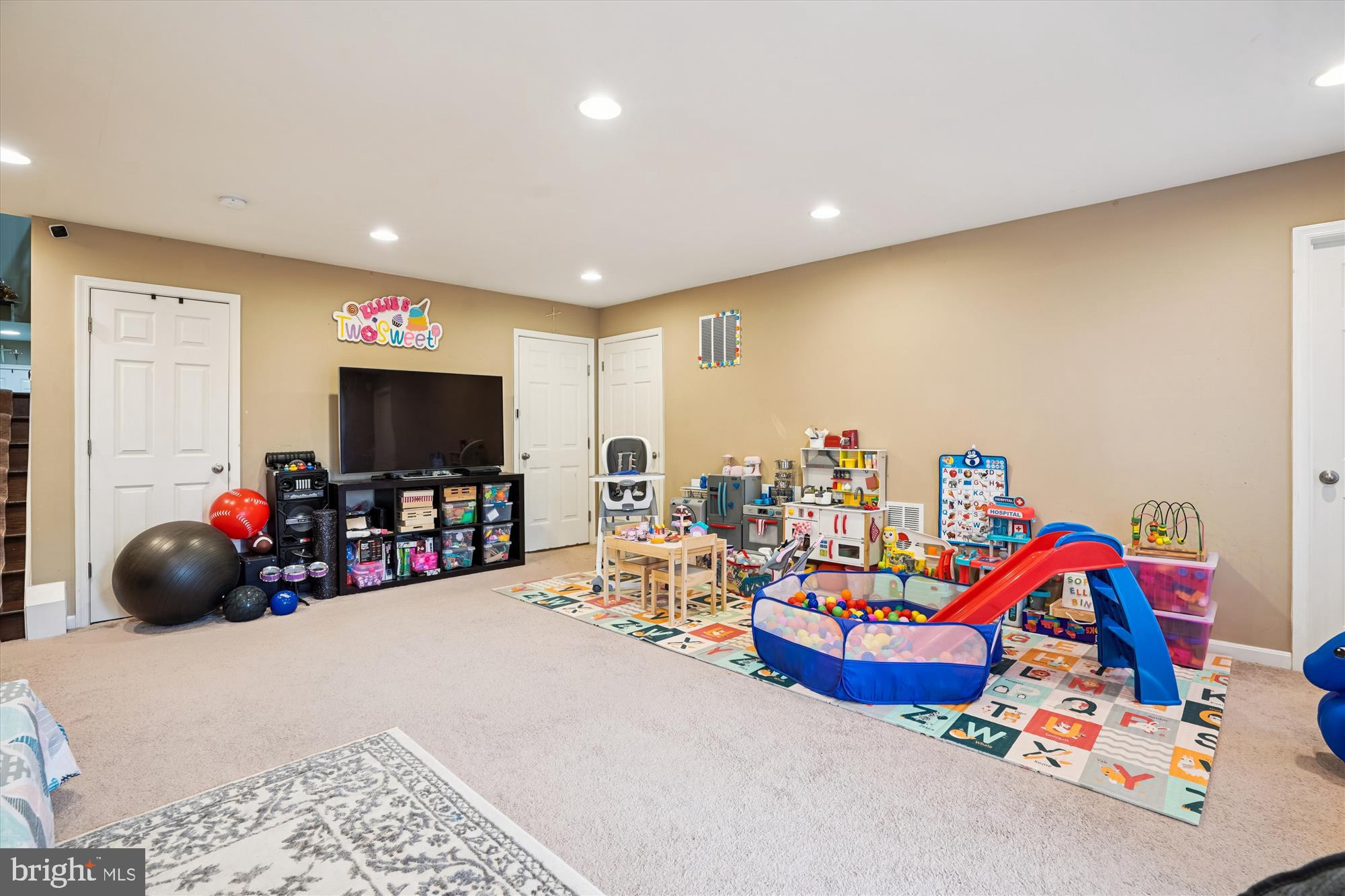 THE VILLAGES OF PIEDMONT - Residential