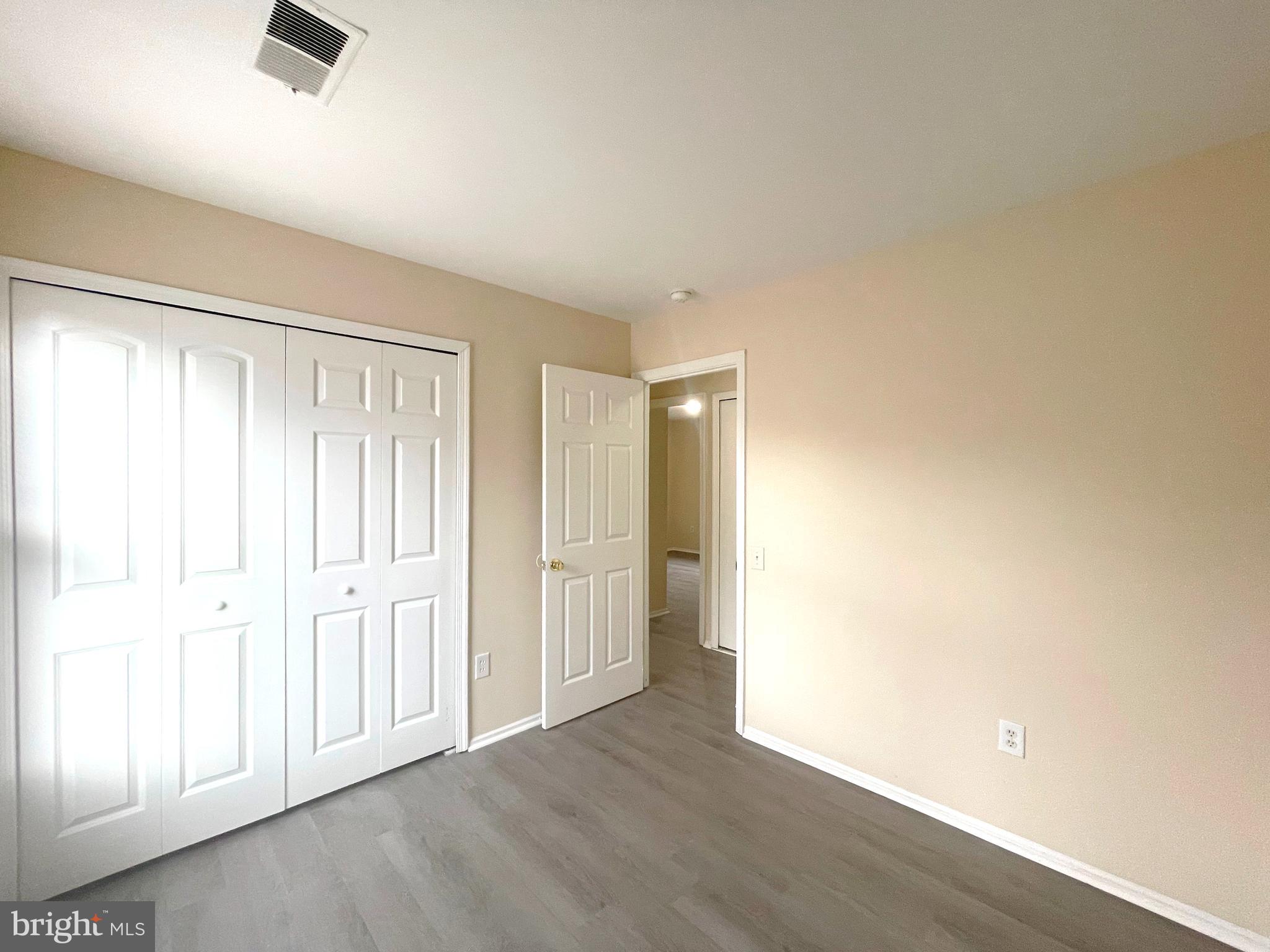 ST CHARLES SUB - WAKEFIELD - Residential Lease