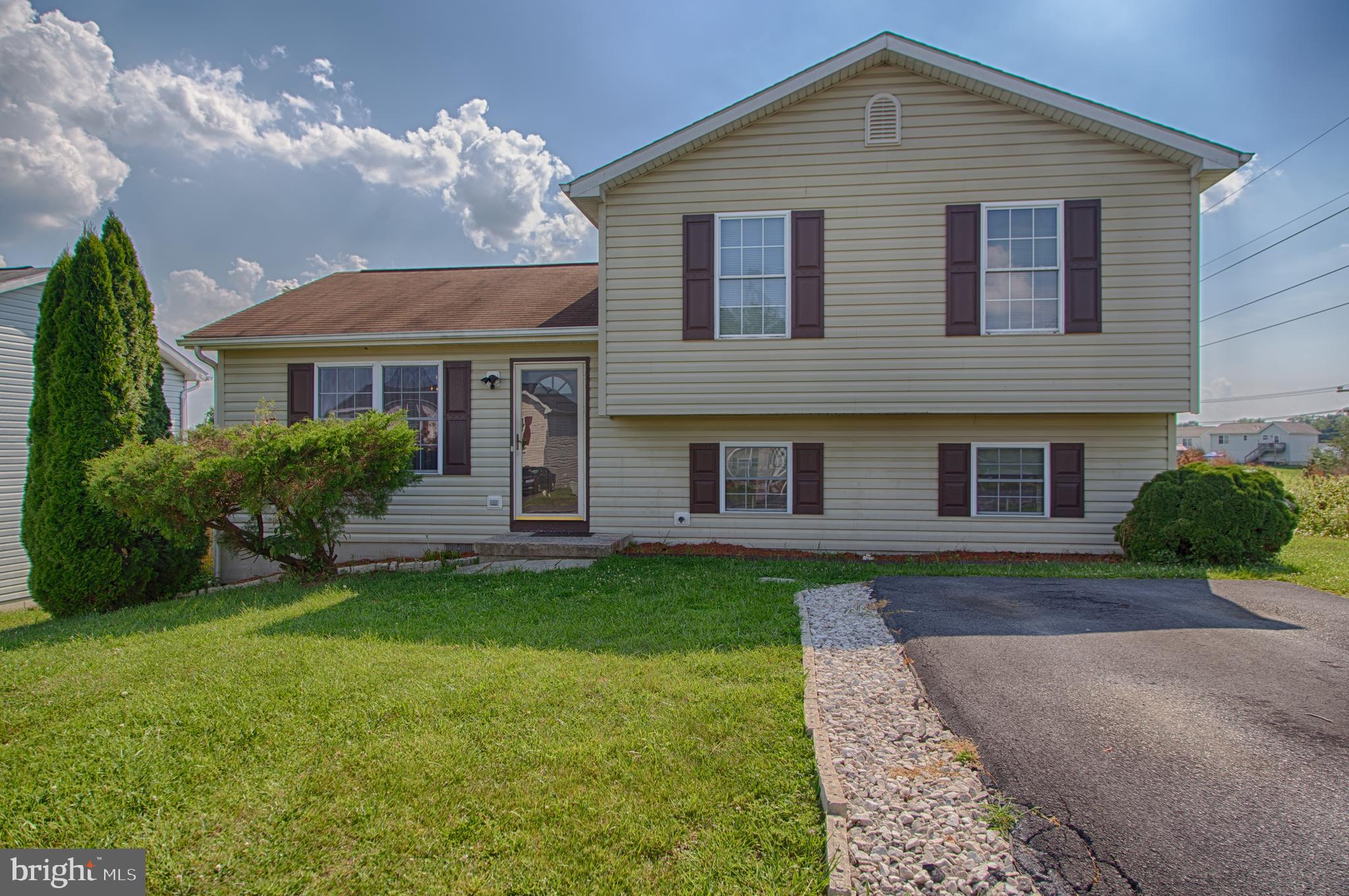 WILDFLOWER RIDGE - Residential