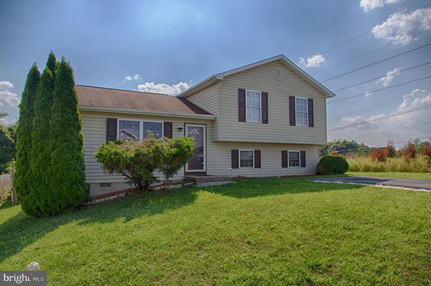 Close to everything, this tri-level home has a privacy fenced rear yard, storage building in the back yard, three bedrooms and 2 full baths, open floor plan on main level, with family room in lower level. Rear deck overlooking the yard