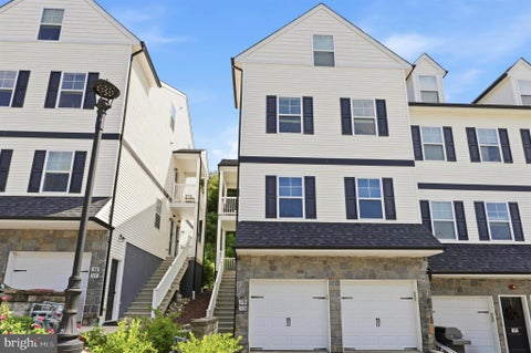 Condo For Sale - 113 Colwell Lane<br/> CONSHOHOCKEN, PA 19428