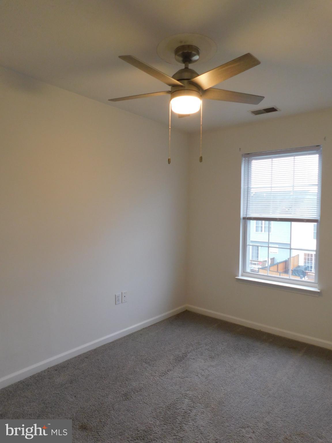 WINDSTONE - Residential Lease