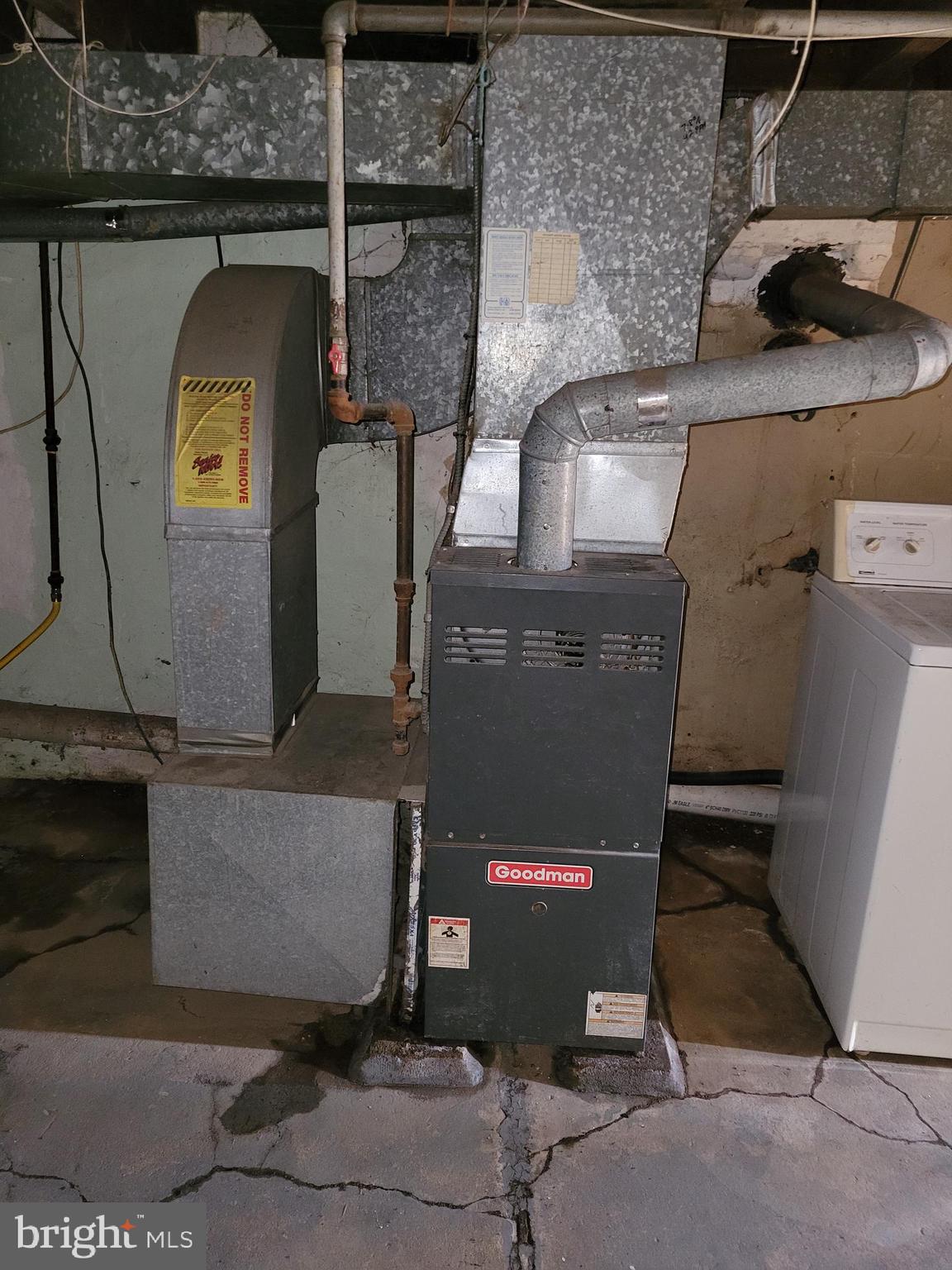 2400 SOUTH - Residential