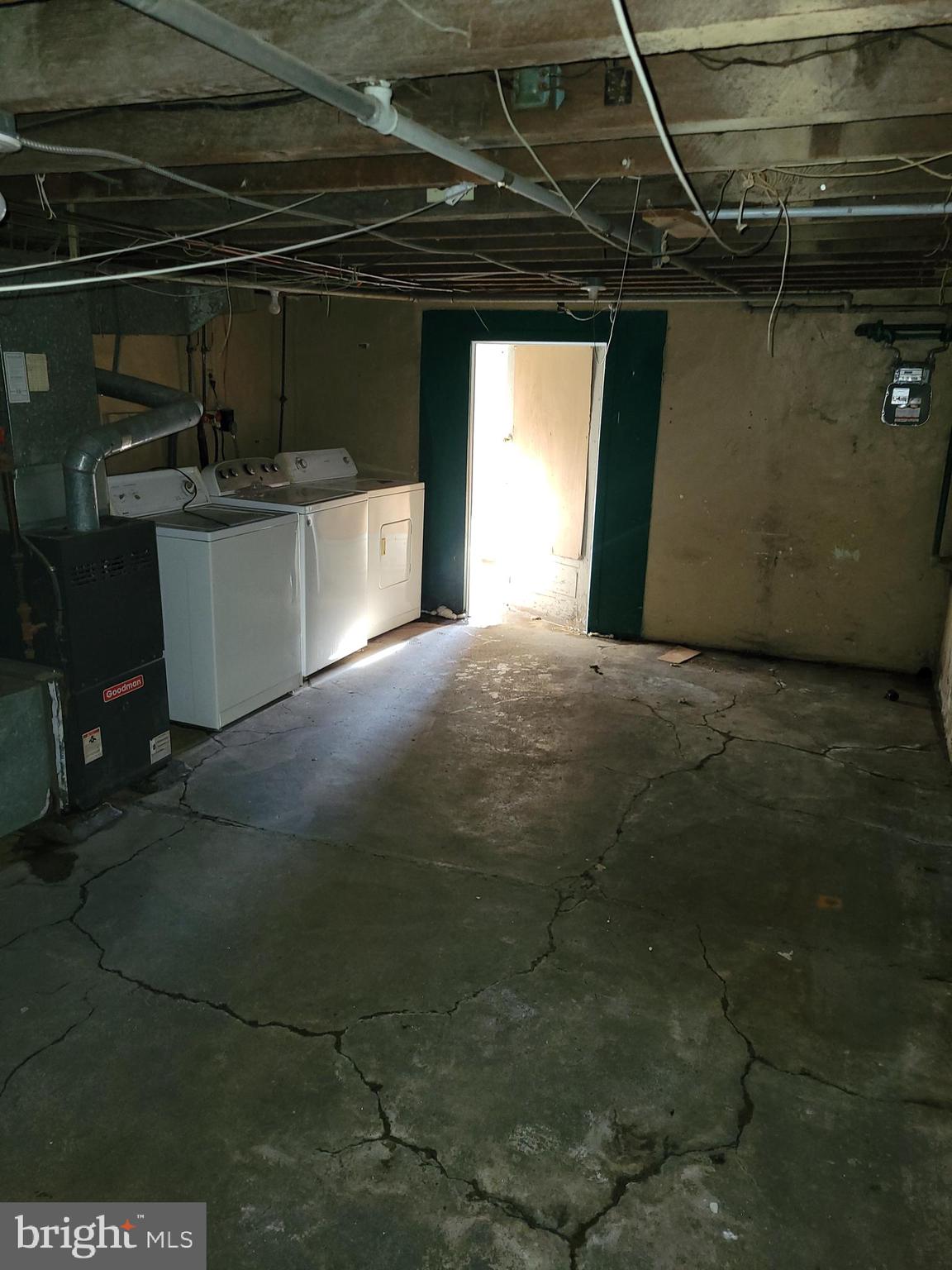 2400 SOUTH - Residential