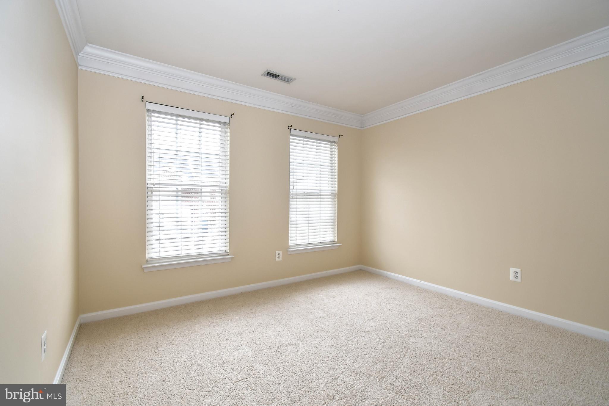 SPRING LAKES - Residential