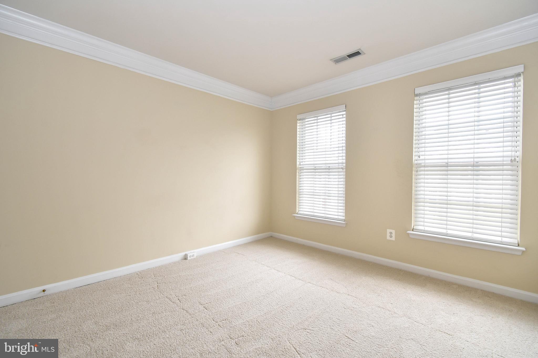 SPRING LAKES - Residential