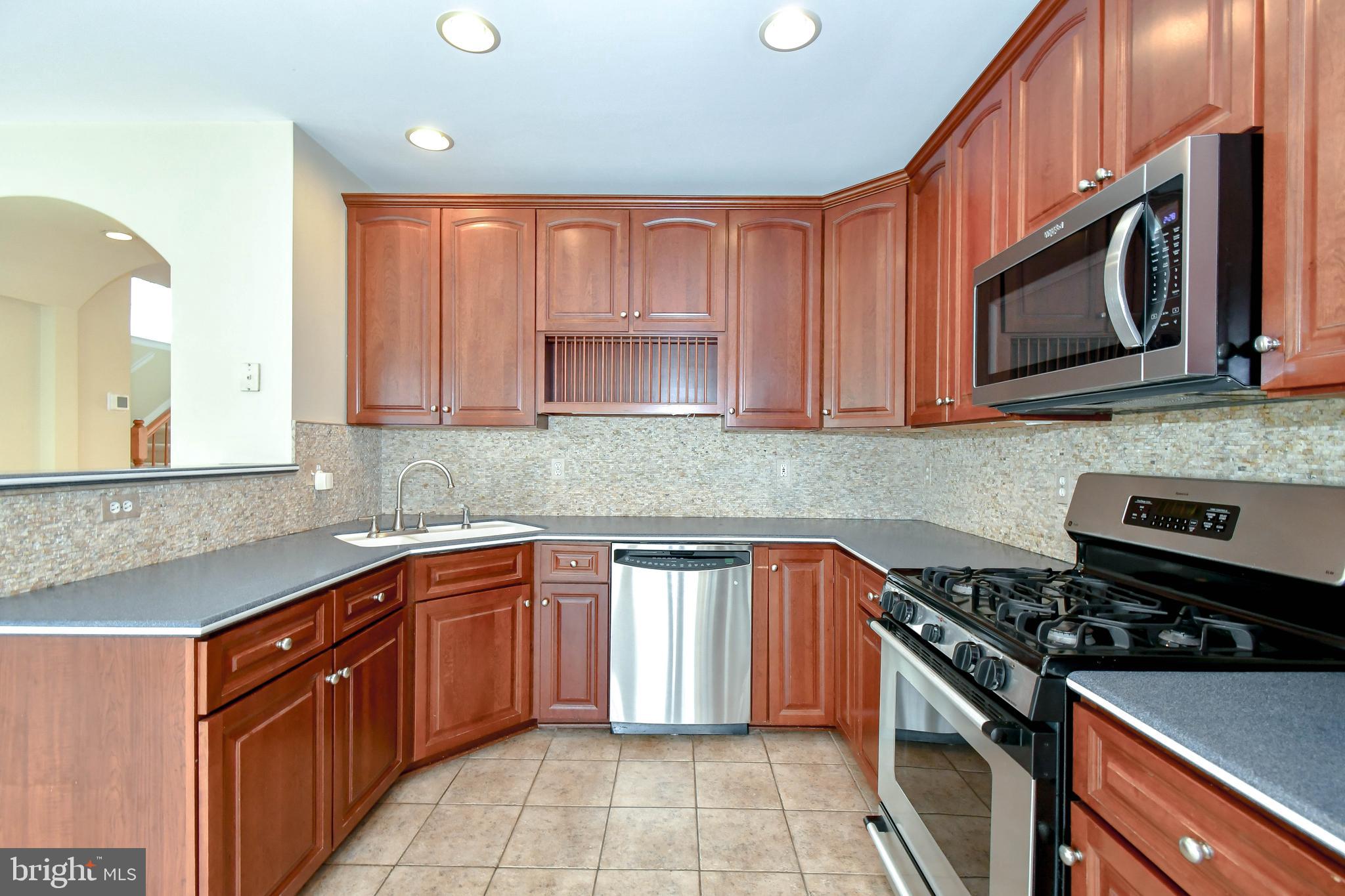 SPRING LAKES - Residential