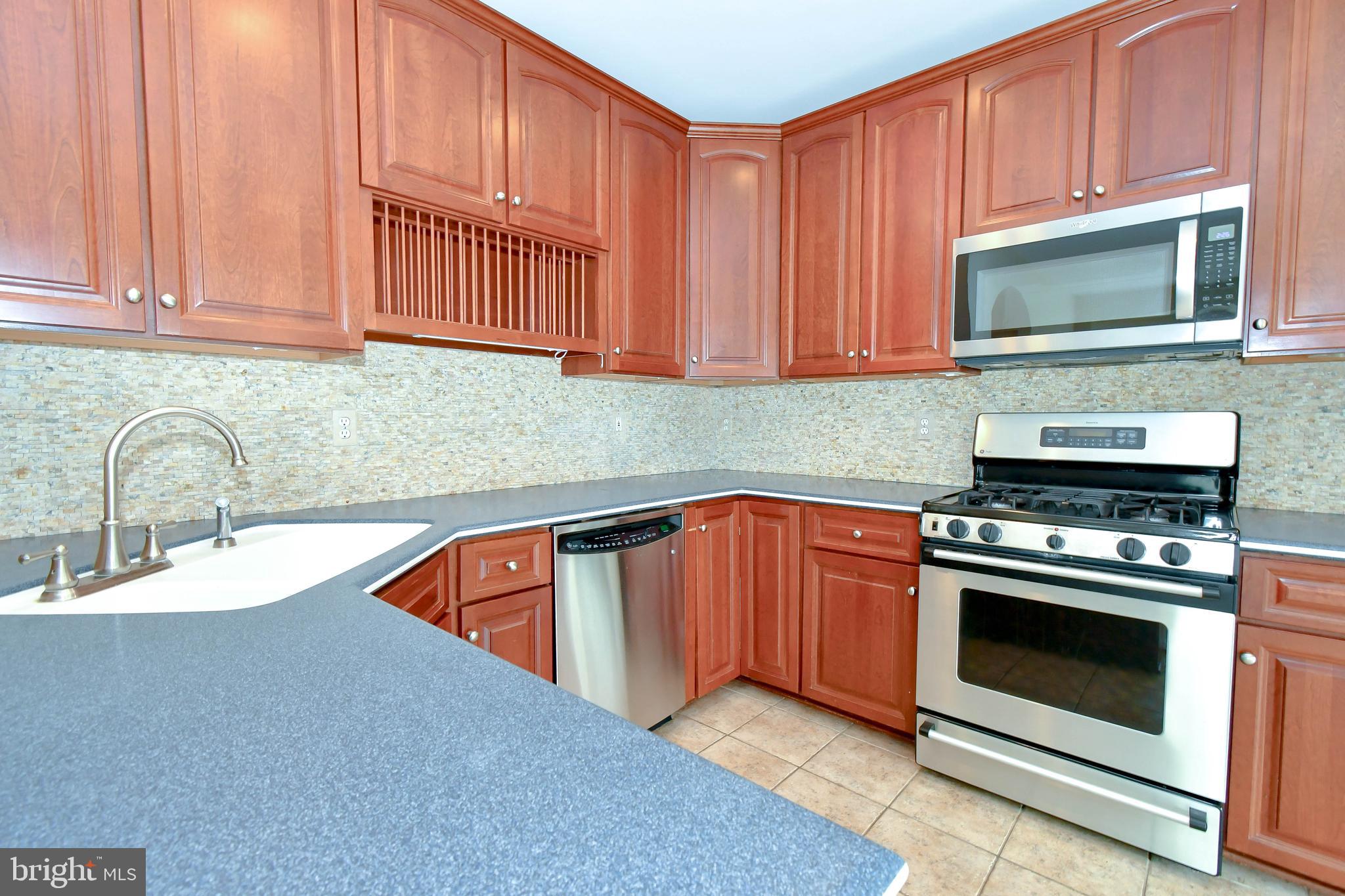 SPRING LAKES - Residential