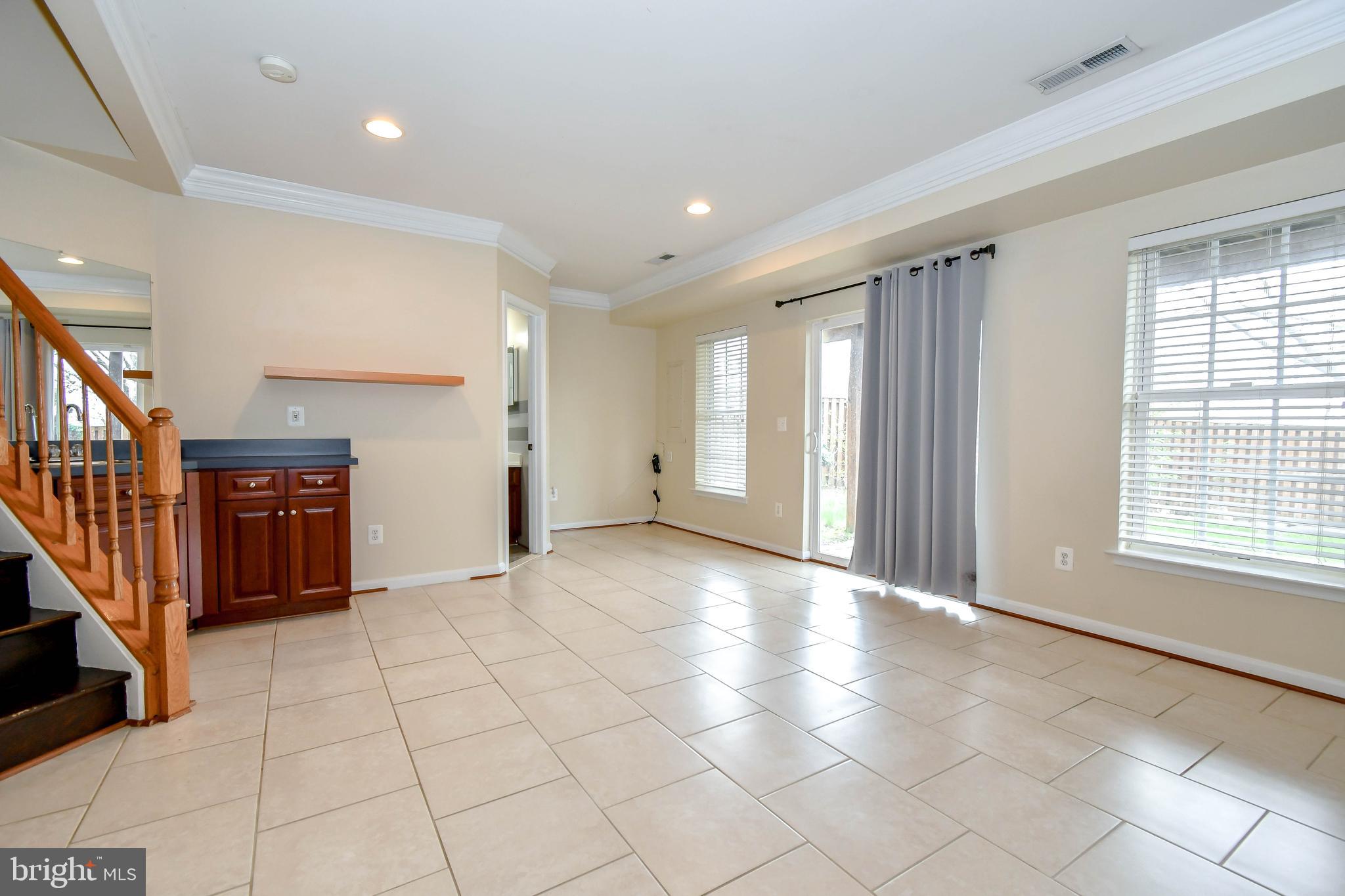 SPRING LAKES - Residential