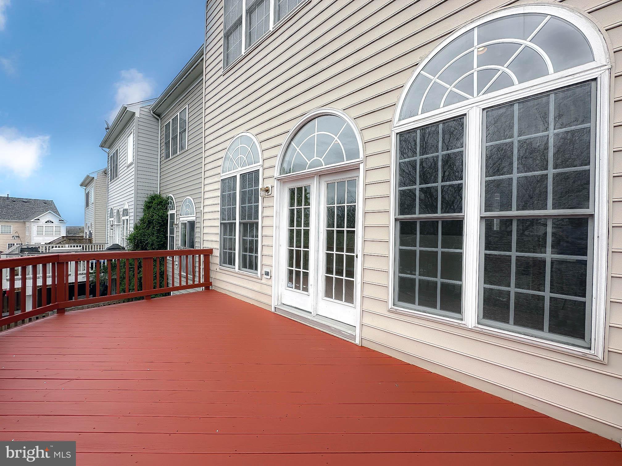 SPRING LAKES - Residential