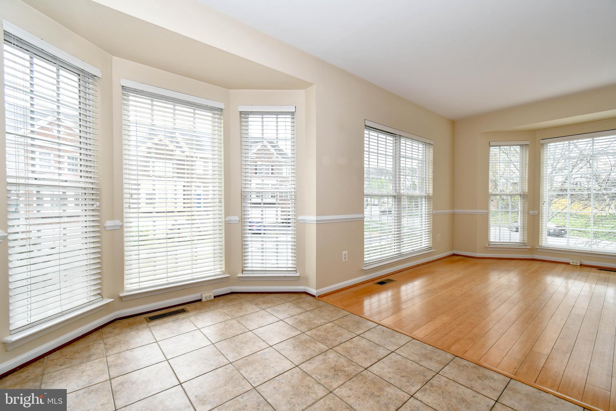 SPRING LAKES - Residential