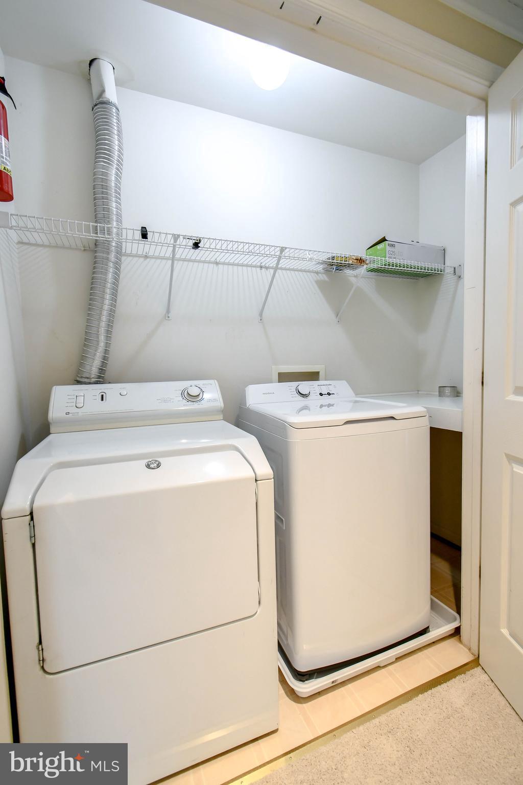 SPRING LAKES - Residential