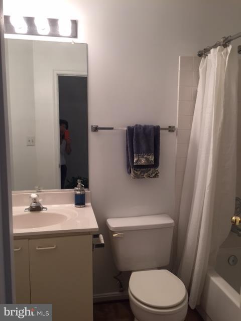 CARDINAL KNOLLS - Residential Lease