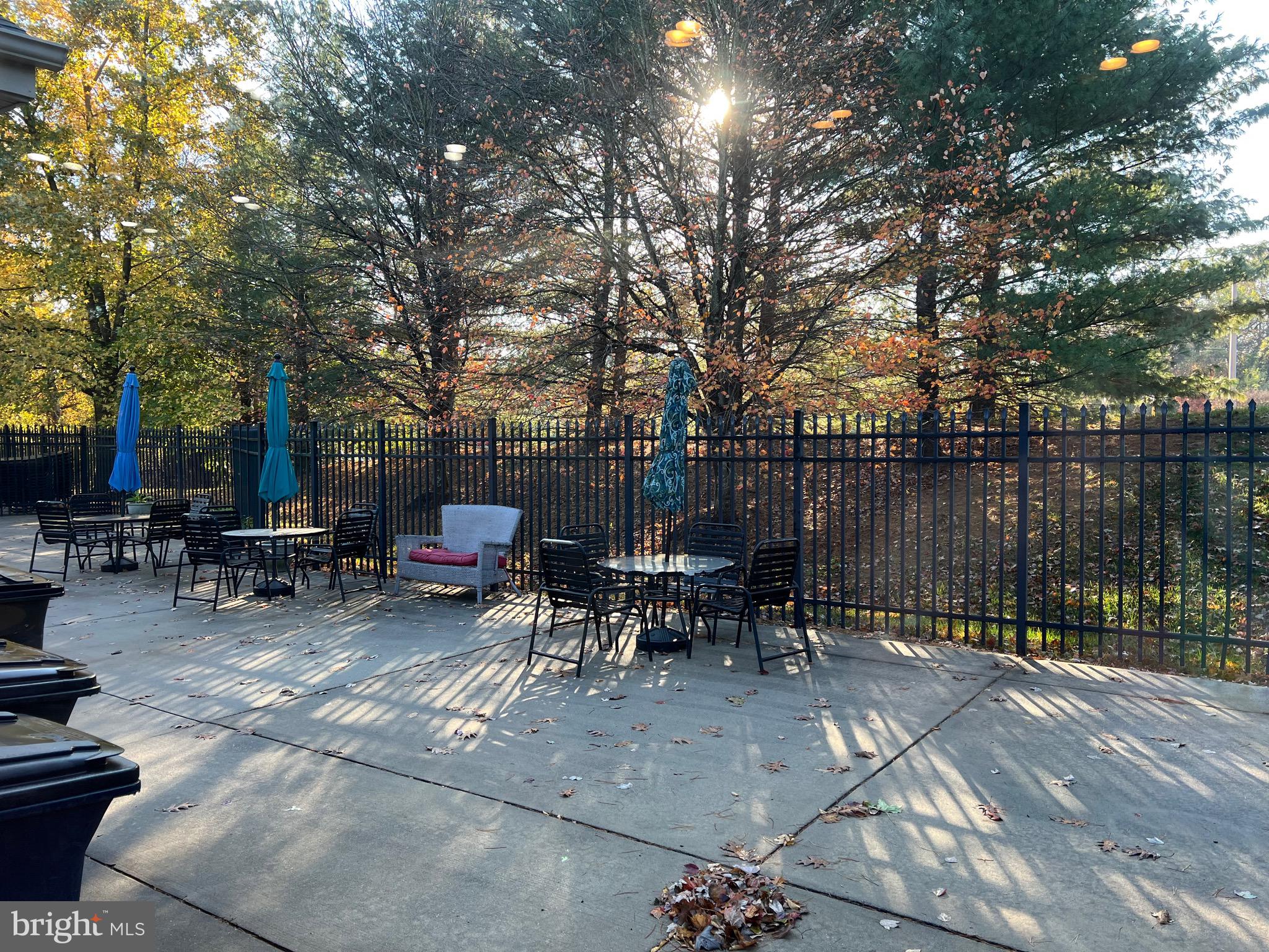 REGENT PARK - Residential Lease