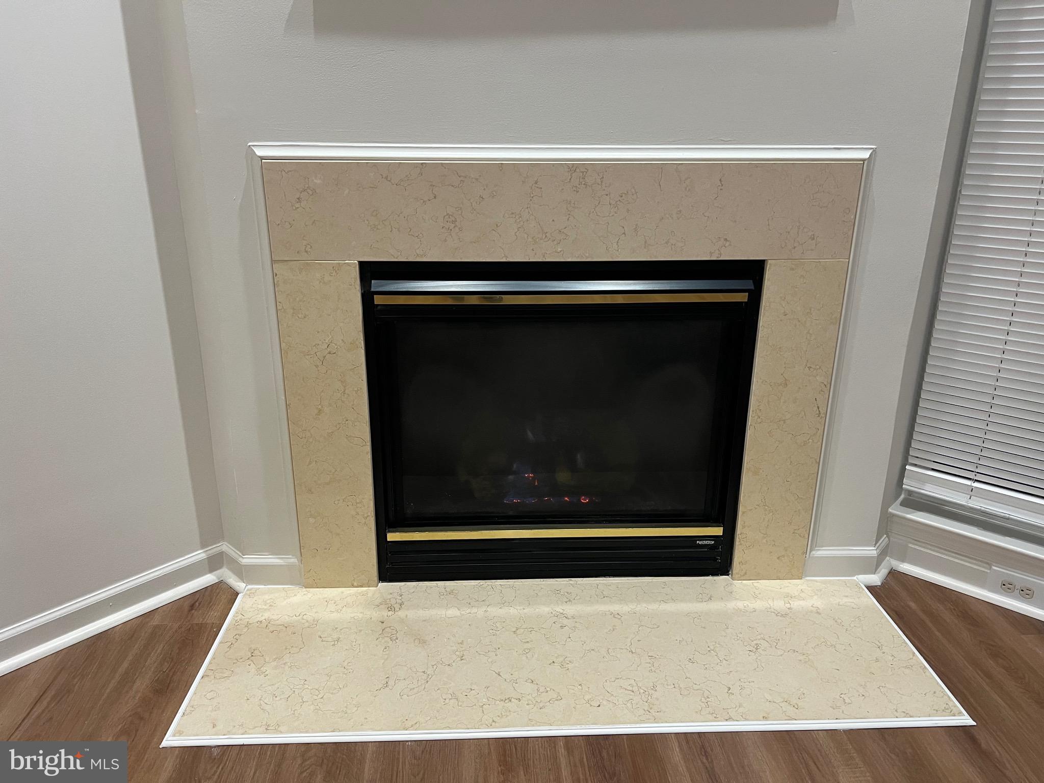 REGENT PARK - Residential Lease