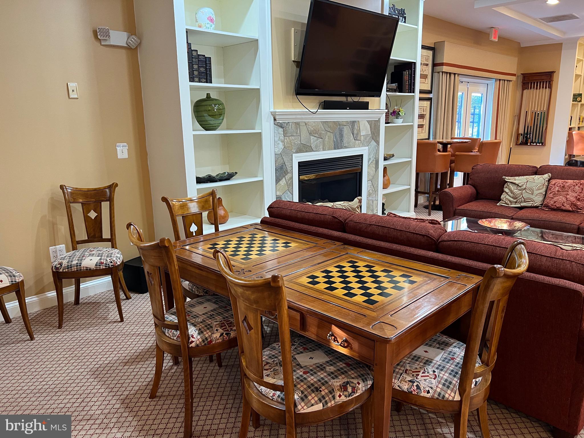 REGENT PARK - Residential Lease