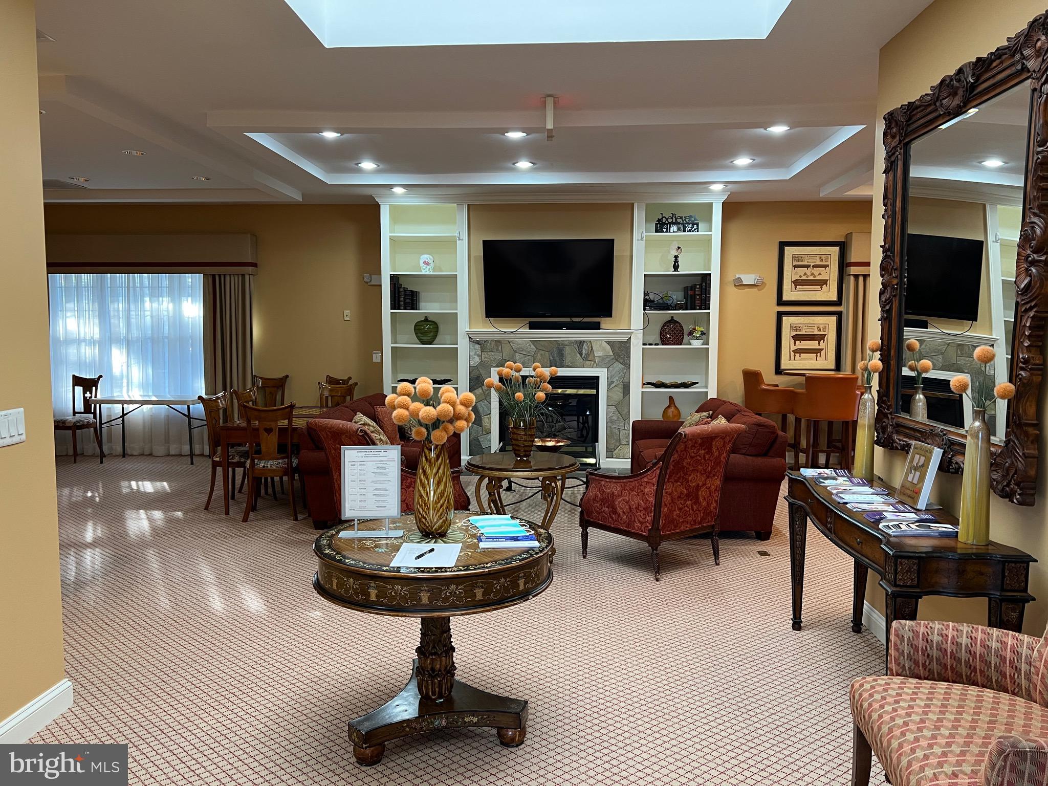 REGENT PARK - Residential Lease