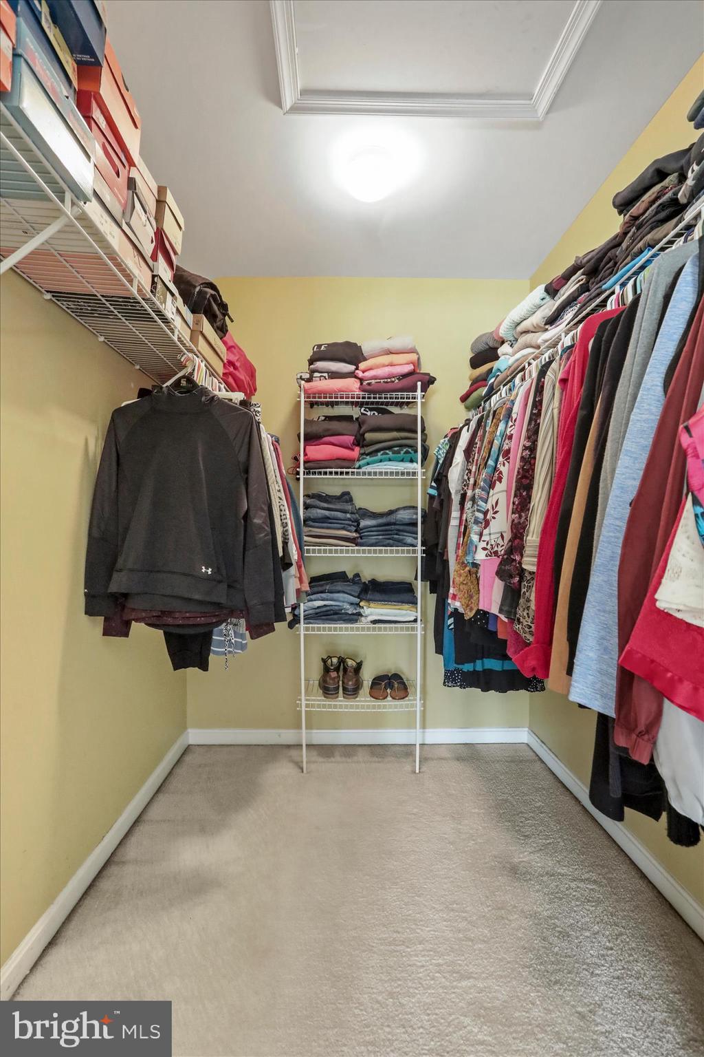 KENSINGTON VILLAS - Residential