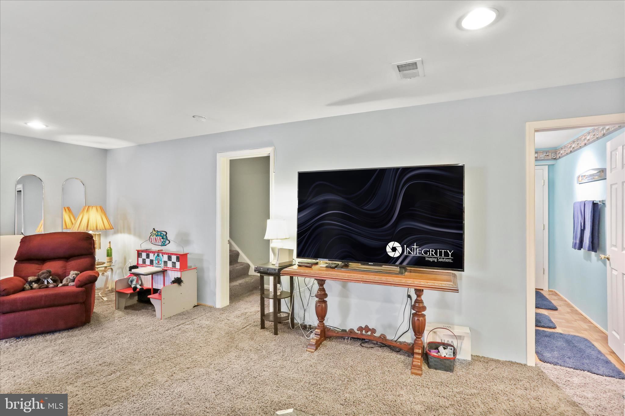 KENSINGTON VILLAS - Residential