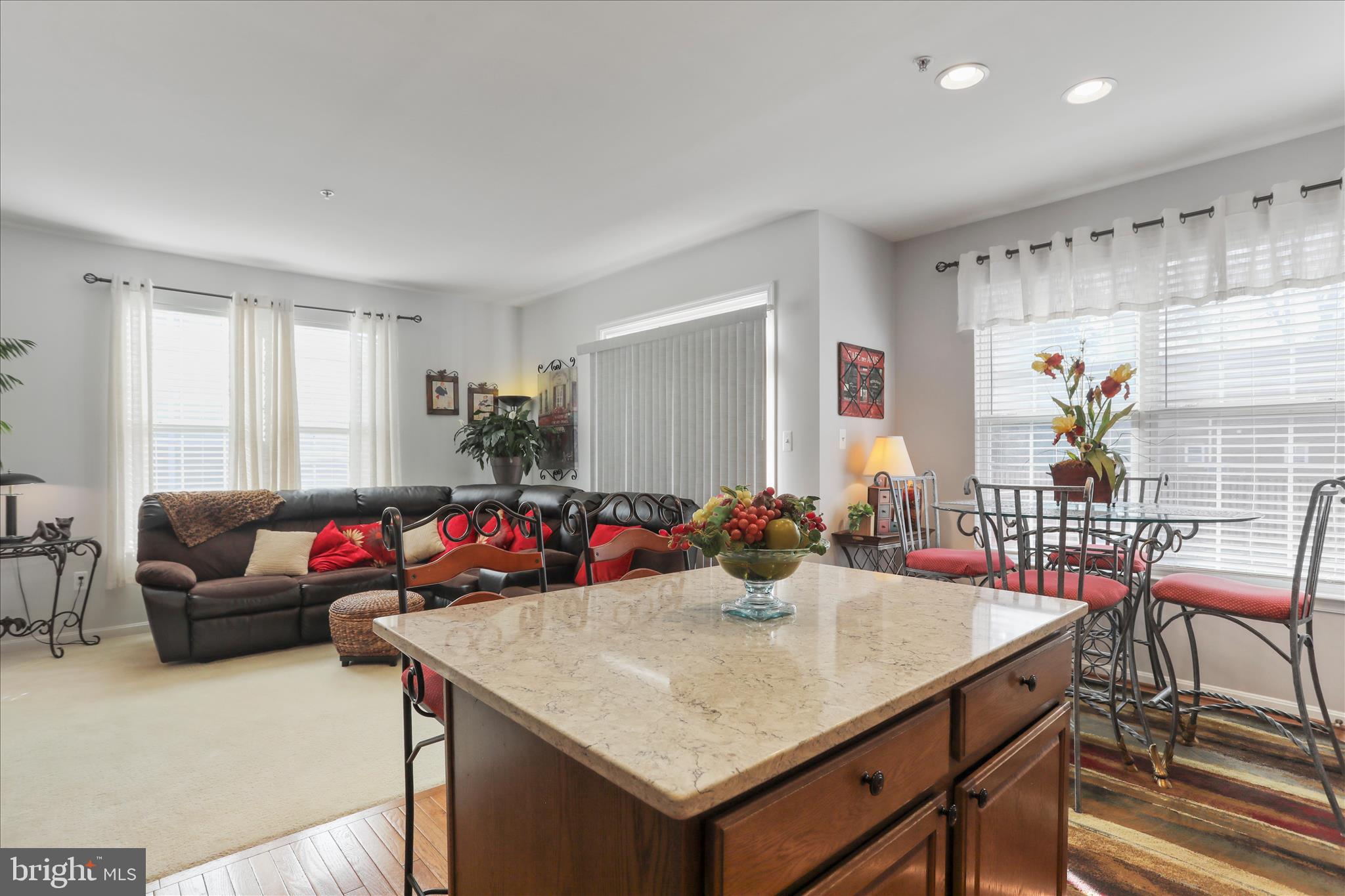 KENSINGTON VILLAS - Residential