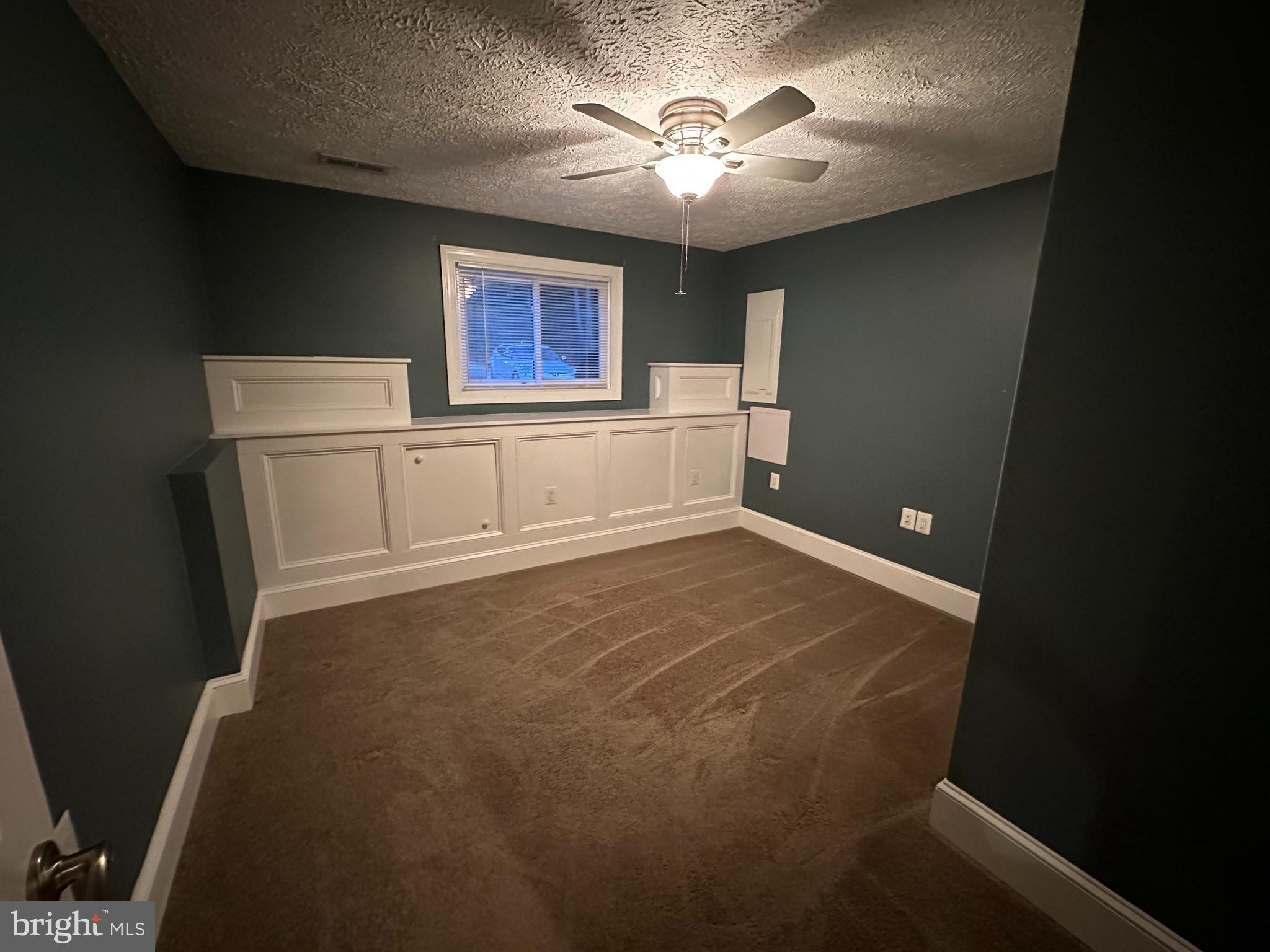 ULMSTEAD GARDENS - Residential Lease