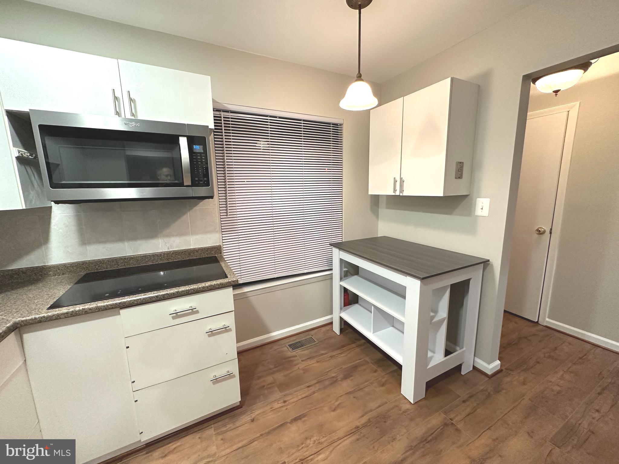 ULMSTEAD GARDENS - Residential Lease